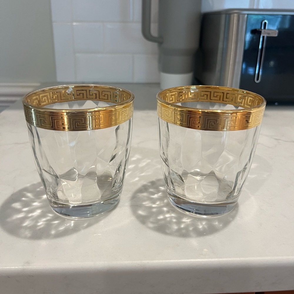 Gold rim glasses